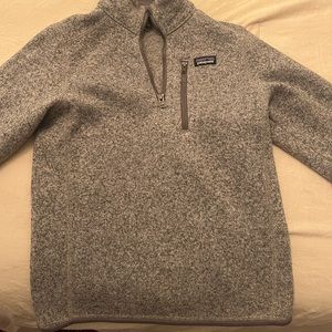 Patagonia medium(10) boys grey pullover